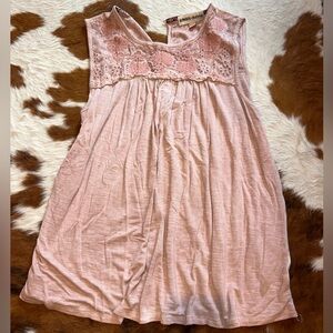 Pink Lace detail tank